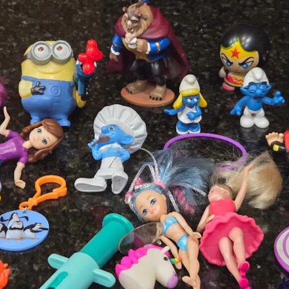 Goody Bag of Small Toys! - Picture 4 of 5